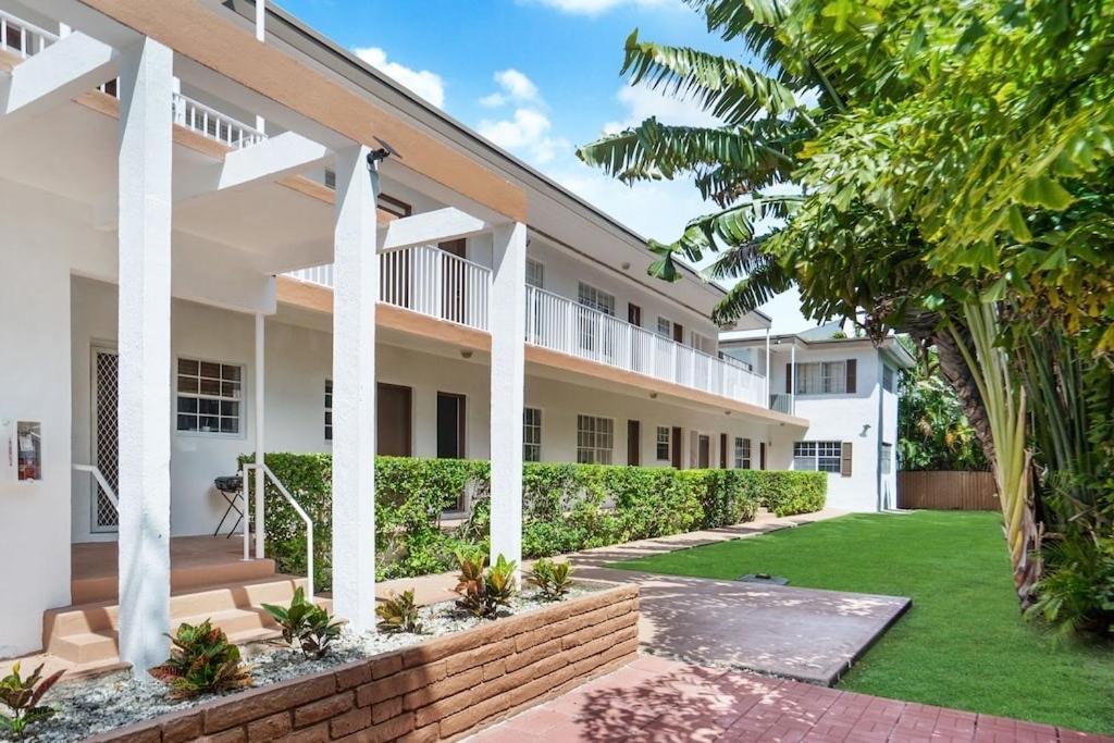 Amazing 5 - Bed Apartments Perfect For A Large Family バル ハーバー エクステリア 写真